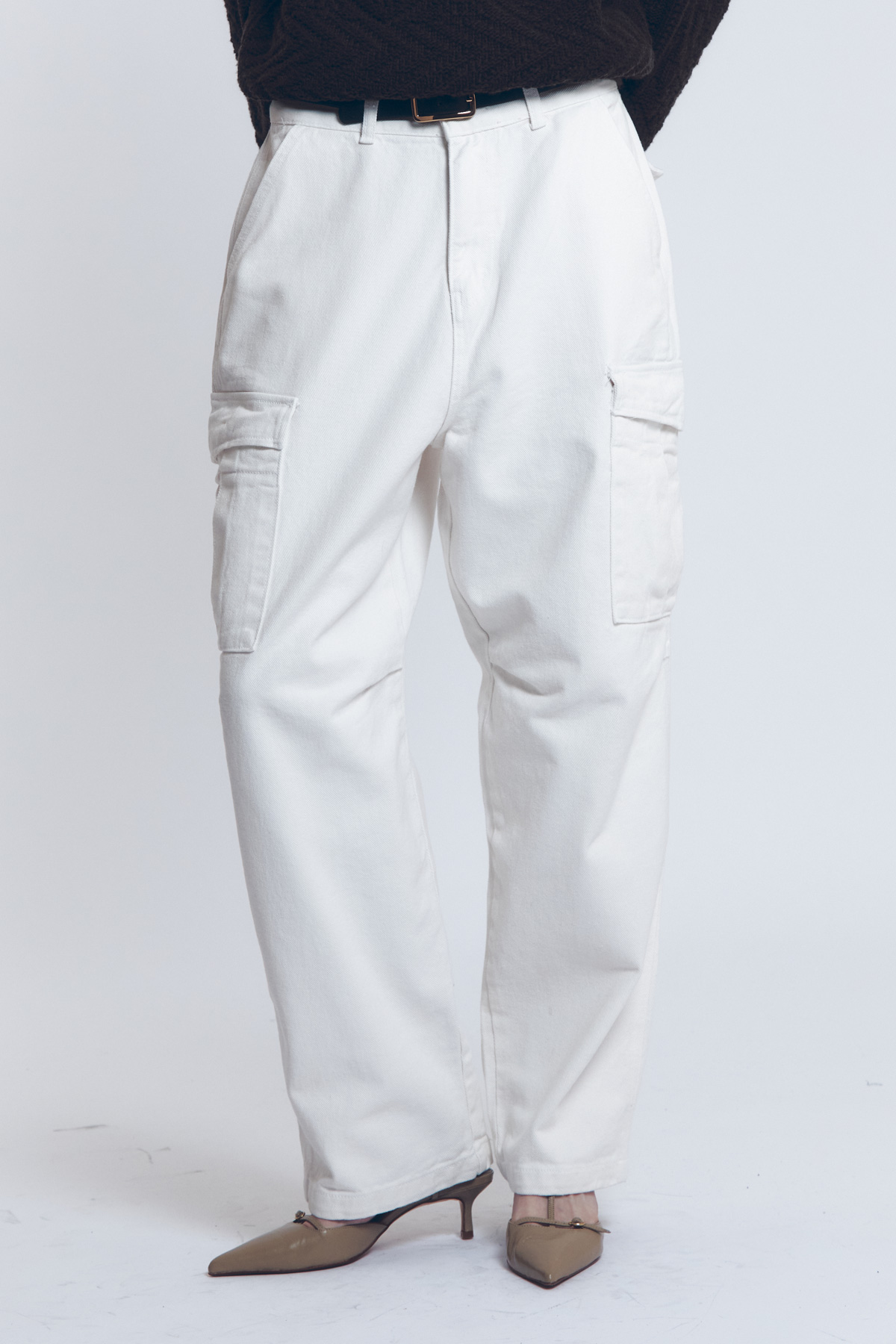 COTTON TWILL MILITARY WIDE CARGO PANTS (OFF WHITE)